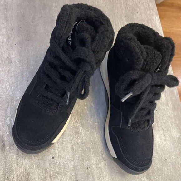 TIMBERLAND WOMEN'S RETRO SWIFT HIGH TOP LACE SNEAKE BLACK SUEDE A431J-EK4 - Picture 1 of 9